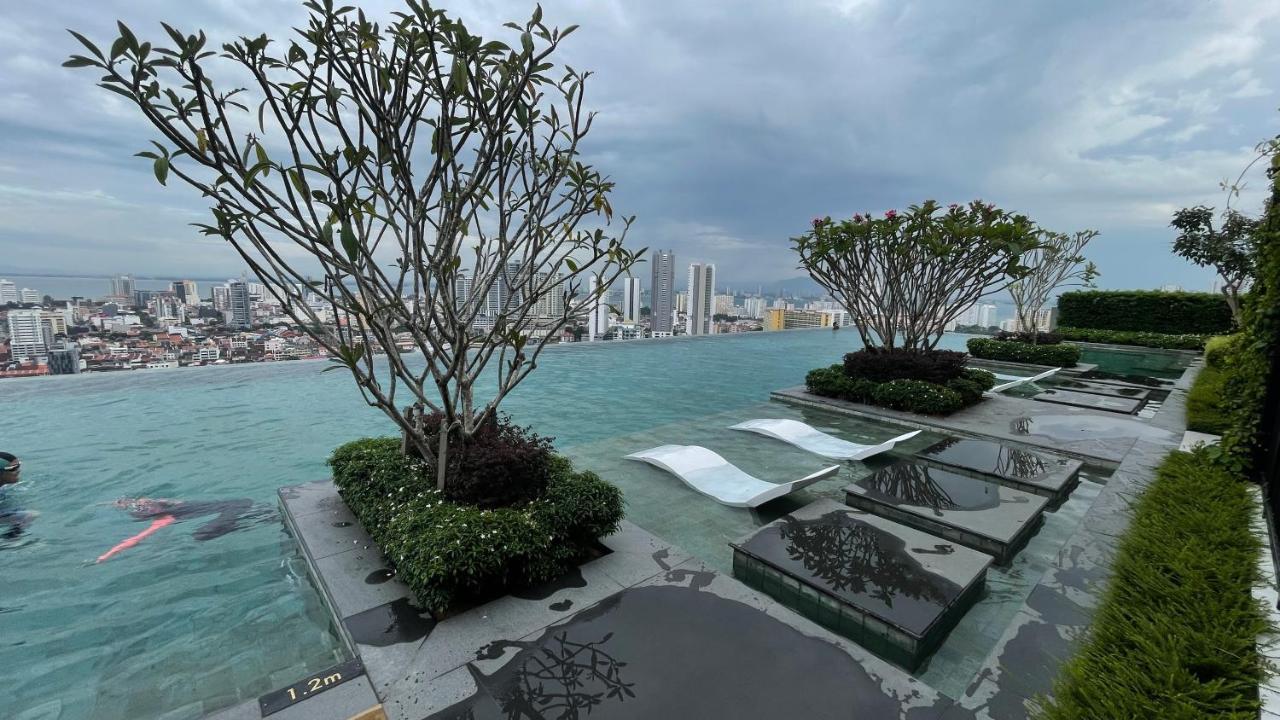 13A Beacon Executive Suites #Rooftoppool #Luxurysuites George Town Exteriér fotografie