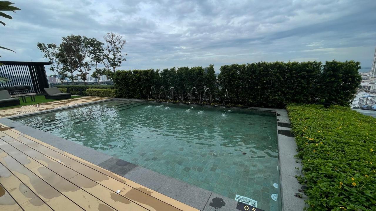 13A Beacon Executive Suites #Rooftoppool #Luxurysuites George Town Exteriér fotografie